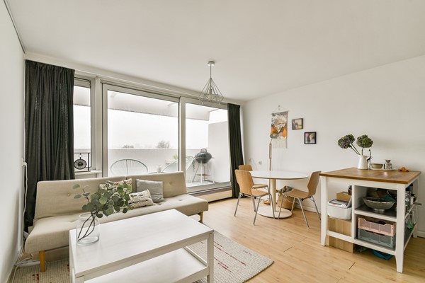 Medium property photo - Overtoom 555B, 1054 LK Amsterdam